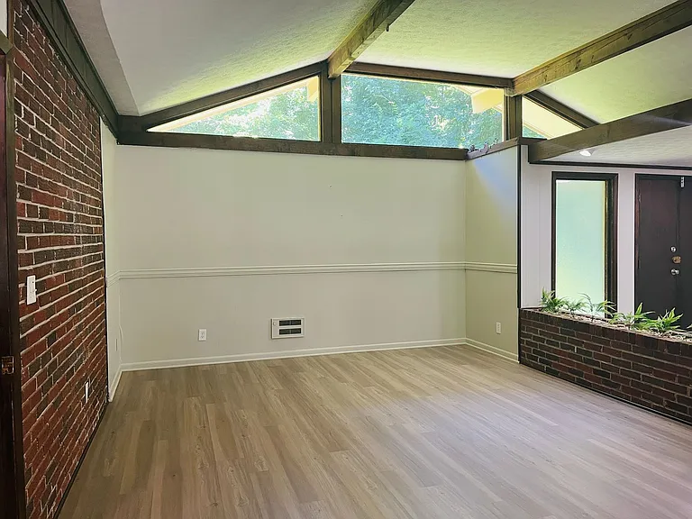 163 Old Norton Rd — Photo 9
