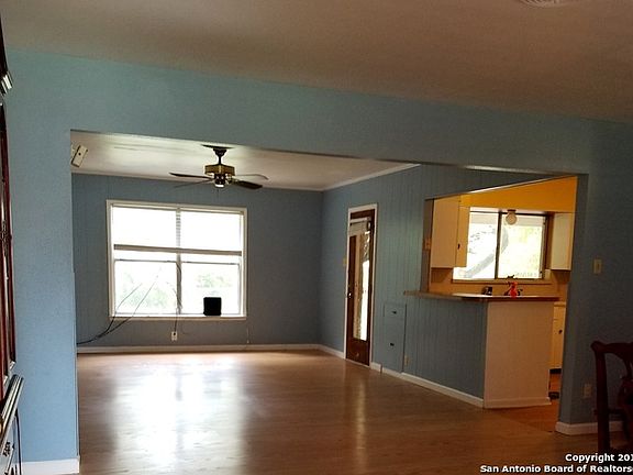 3rd image of 3701 Skyridge Ave