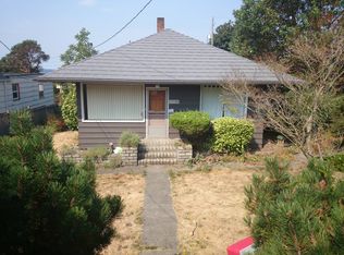 6667 Holly Pl SW, Seattle, WA 98136