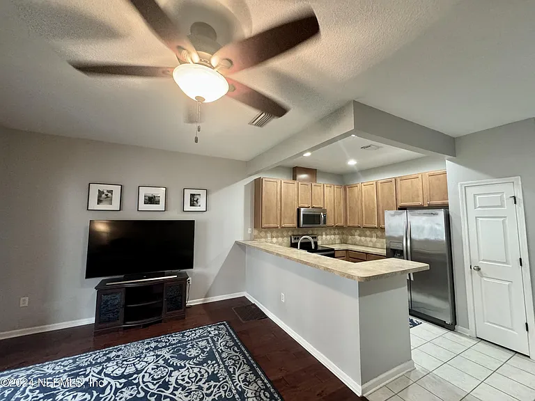 13497 Sunstone St — Photo 9