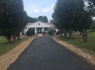 1963 Thrasher Pike, Hixson, TN 37343