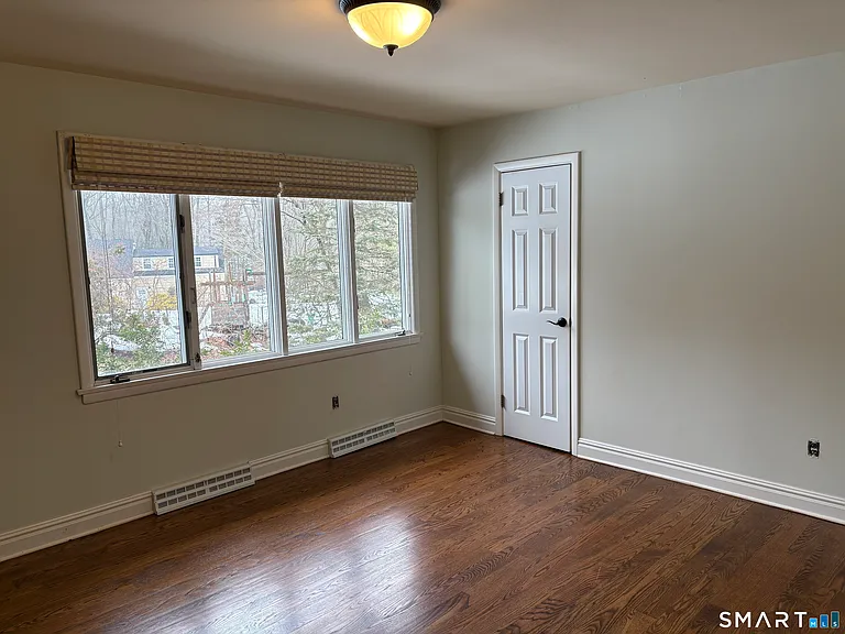 950 Rock Rimmon Rd — Photo 13