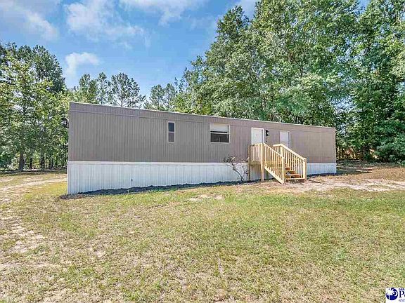 4th image of 374 Vaughn Ln