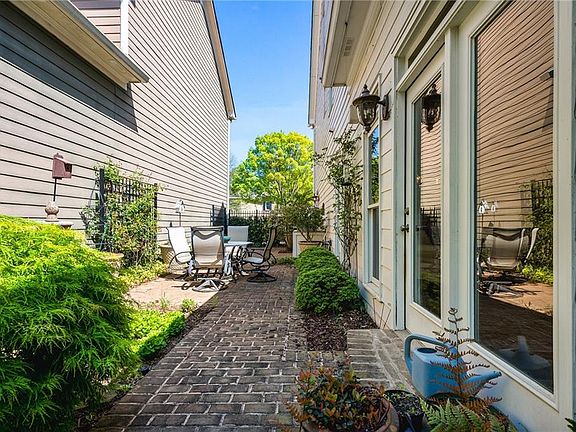 5th image of 2901 Gateland Sq