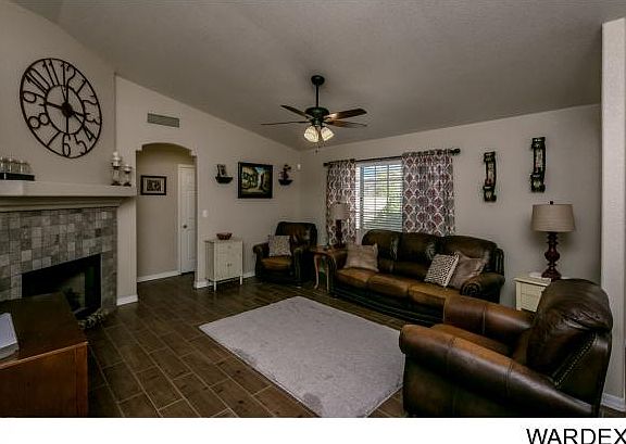 5th image of 4025 S Jenny Dr