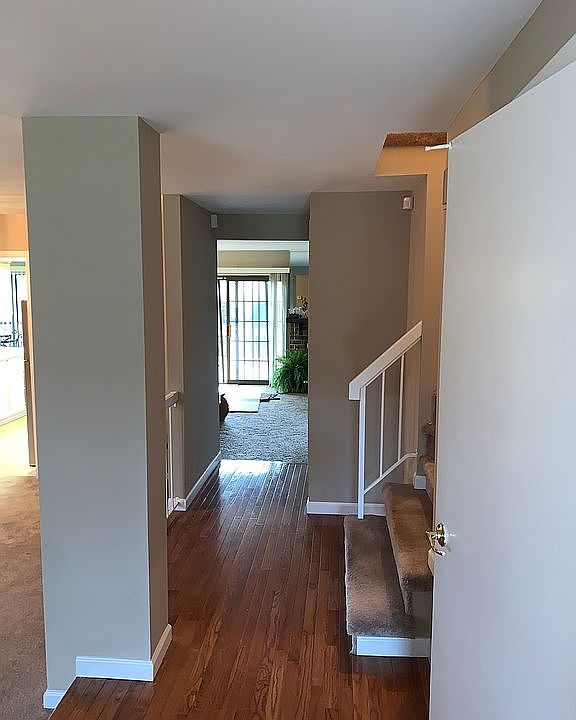 1st image of 24900 Glenbrooke Dr #1