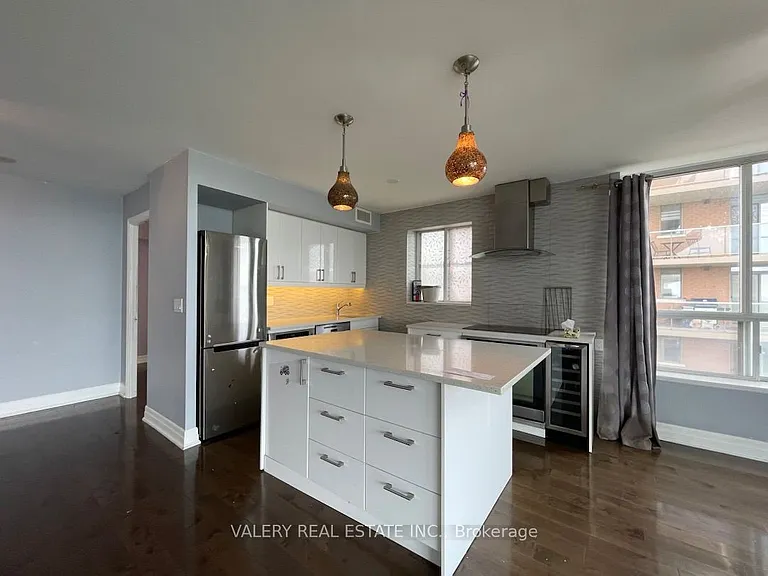 1140 Parkwest Pl #610 — Photo 4
