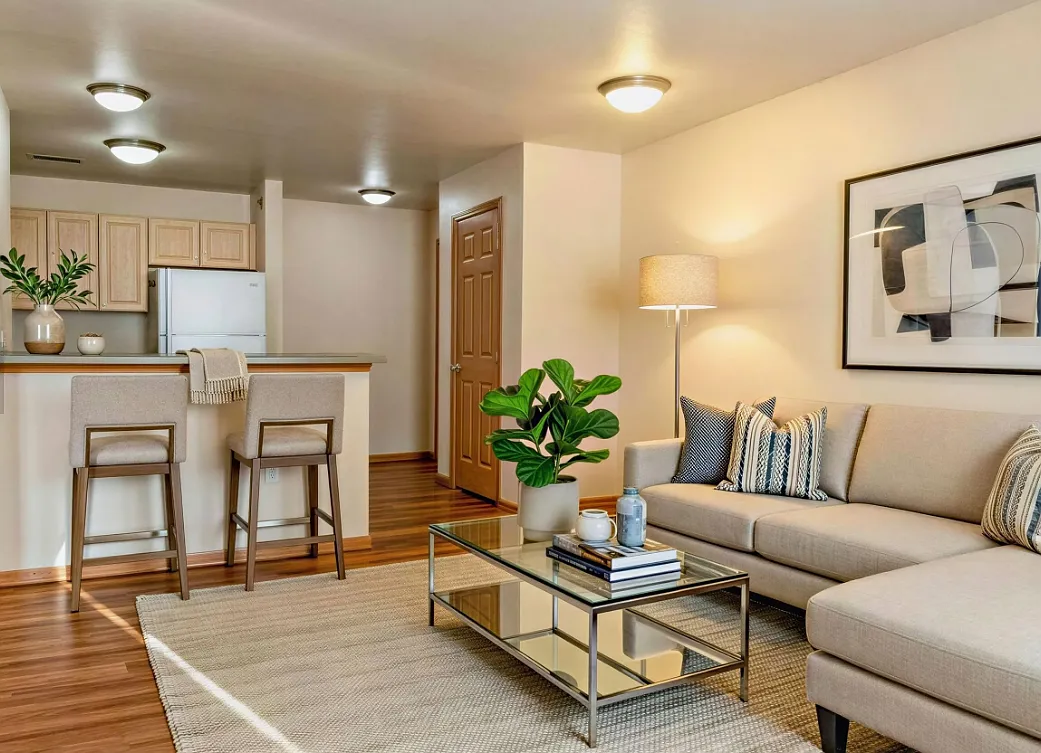 221 Langdon Street Apartments — Photo 4