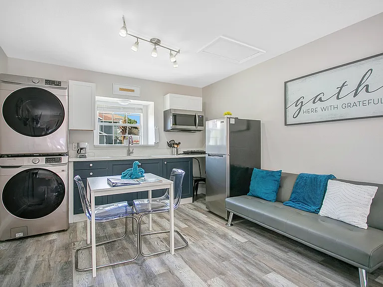 141 Coco Plum Dr #5 — Photo 4