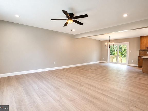 4th image of 3026 George Ave