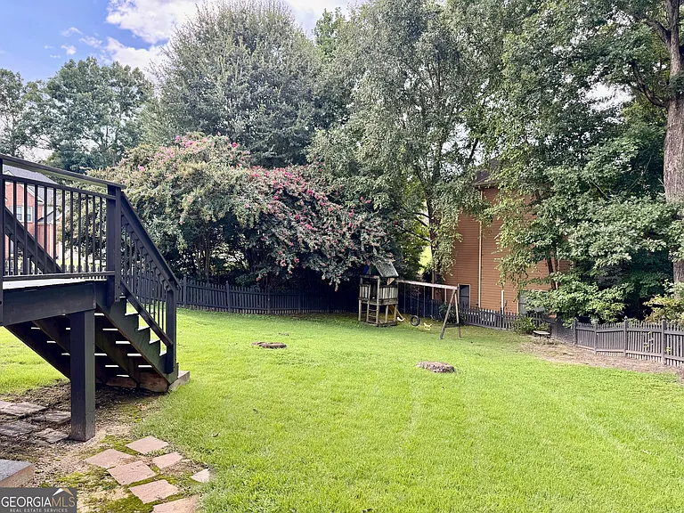1770 Highland Oaks Way — Photo 38