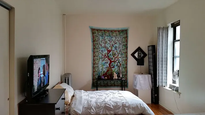 Rented by Signature Property Realty | media 12