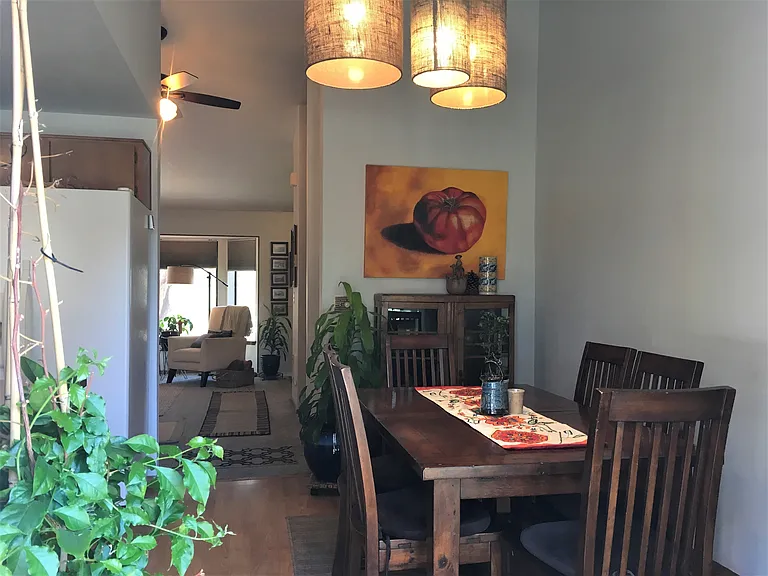 1614 NE Cackler Ln — Photo 6