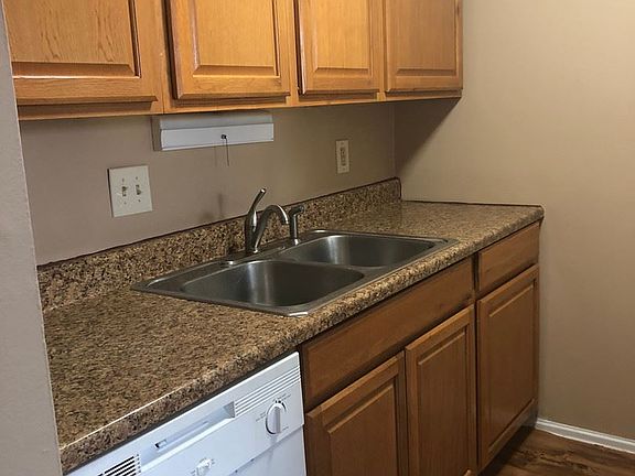 2nd image of 2624 Parklawn Dr APT 14