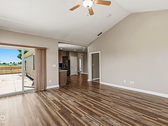 5th image of 21263 Durbin Rd