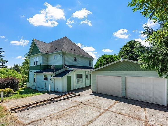 2nd image of 516 Cedar Street