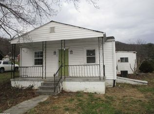 3126 Quesenberry Pl, Draper, VA 24324