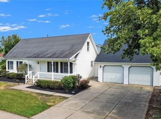 218 Summit Ave, West Seneca, NY 14224