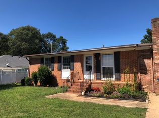 1975 Lexington Rd, Athens, GA 30605