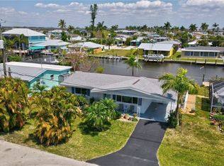 2685 Clyde St, Matlacha, FL 33993