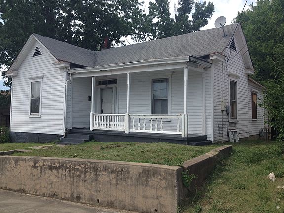 4th image of 342 Church St