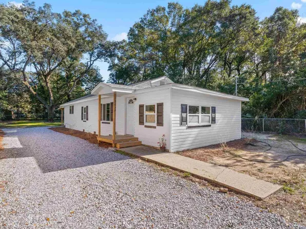 2632 N M St, Pensacola, FL 32501