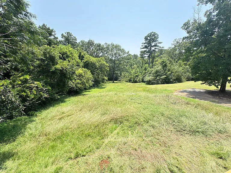 2107 S Seale Rd — Photo 19