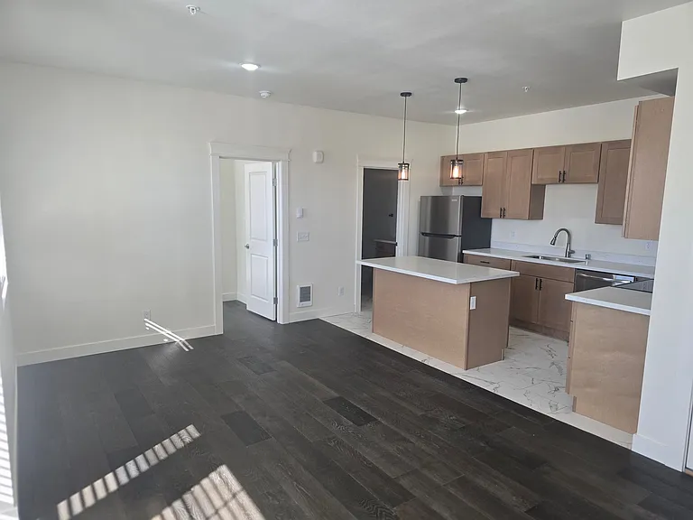9615 Bristol Ave SW — Photo 1