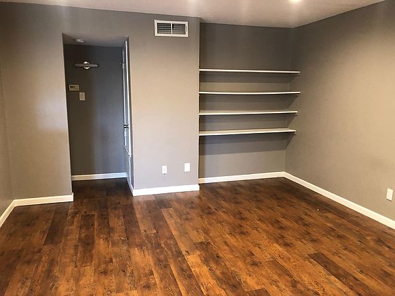 5th image of 1011 Ennis Joslin Rd APT 212