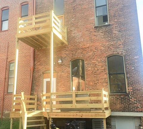 3rd image of 7 E Main St #C