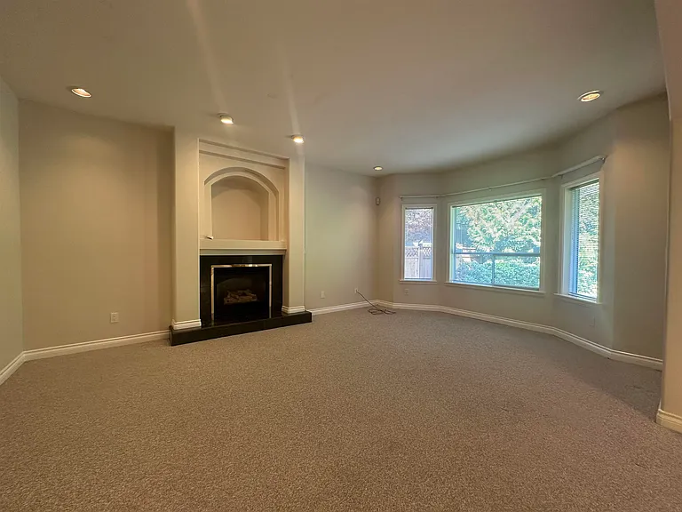 4331 Pendlebury Rd — Photo 11