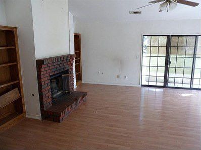 5th image of 823 Villa Vista Ct