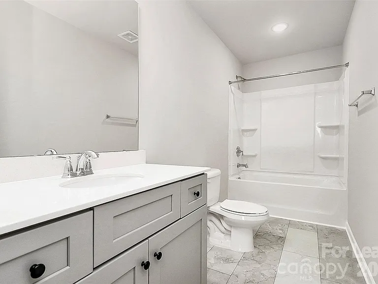 8208 Stonemere Ln — Photo 20