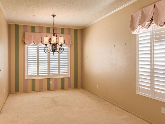2nd image of 1552 Marigold Ave