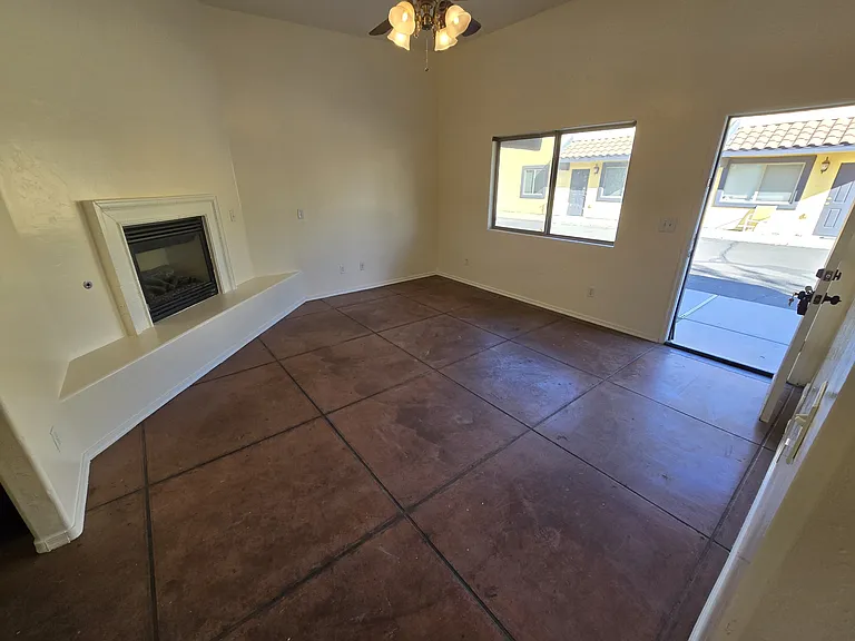 3331 E Bermuda St — Photo 12