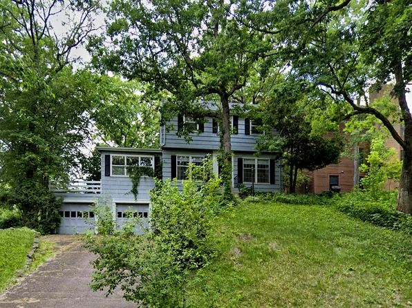 3511 Ridgewood Rd, Arden Hills, MN 55112