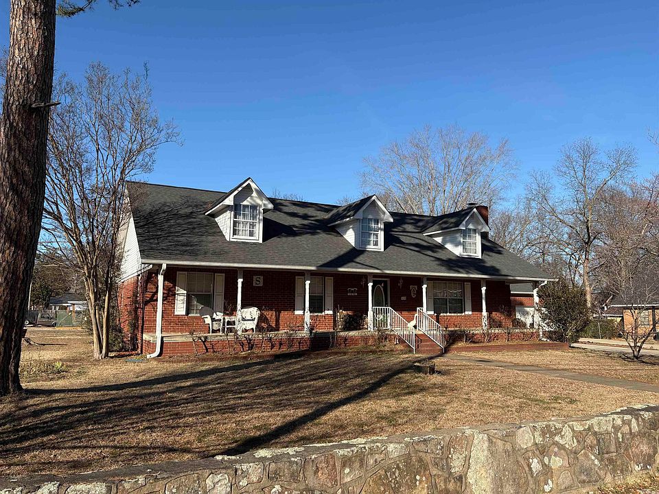 1st image of 1470 College Ave