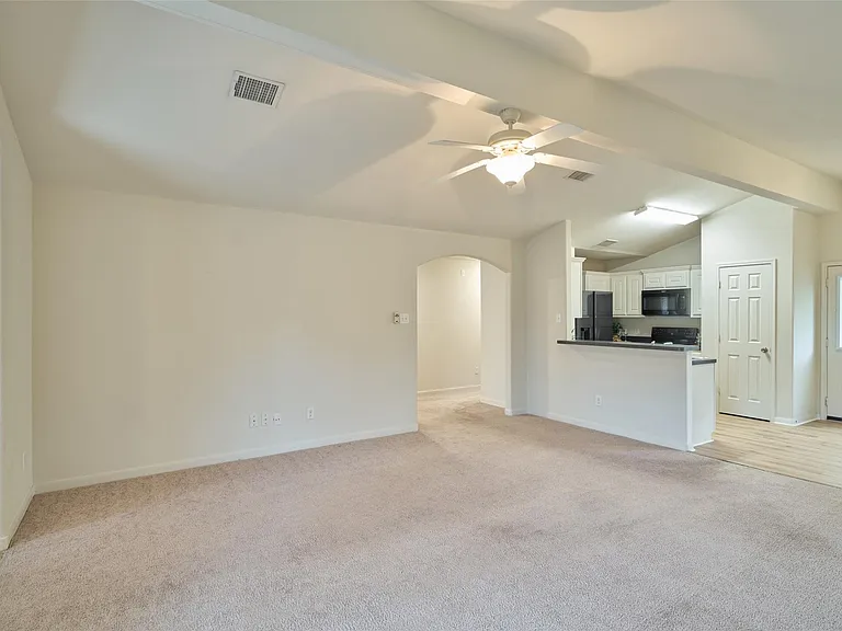 4243 Medina River Loop — Photo 13