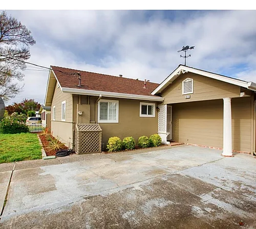 3573 Eugene St #A Photo 1