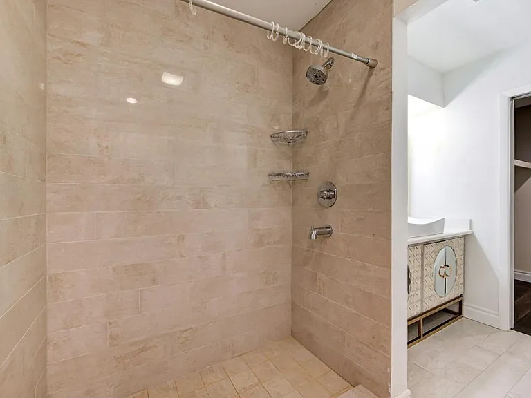 1510 Glenbrook Dr #1510 — Photo 12