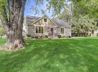 320 Meacham St, Mukwonago, WI 53149