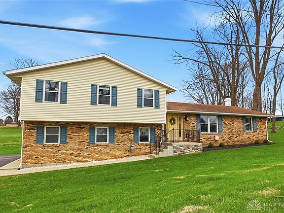5th image of 2224 Cheviot Hills Dr