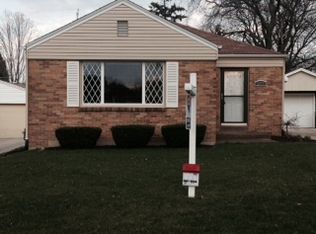2808 S 52nd St, Milwaukee, WI 53219
