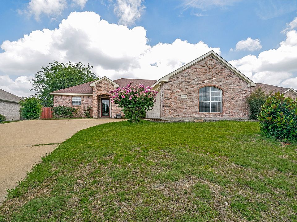 1st image of 3111 Creekside Dr
