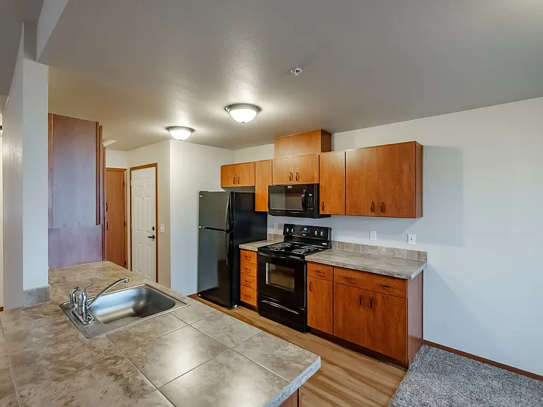 Lafayette Place Apartments — Photo 14