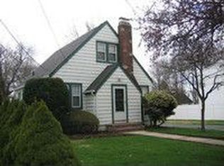 477 Clarendon Rd, Uniondale, NY 11553
