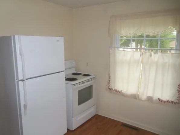 106 W 7th St, Sumner, IA