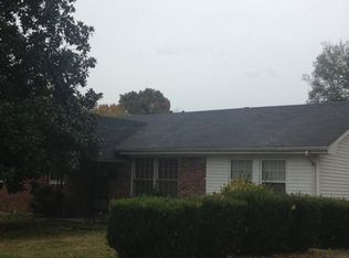 315 Wathall Ave, Horse Cave, KY 42749