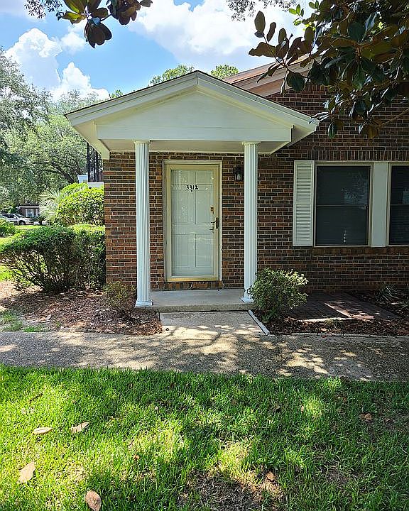 1st image of 3312 Kingswood Ct #7A