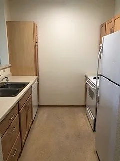 Winnipeg Apartments — Photo 8